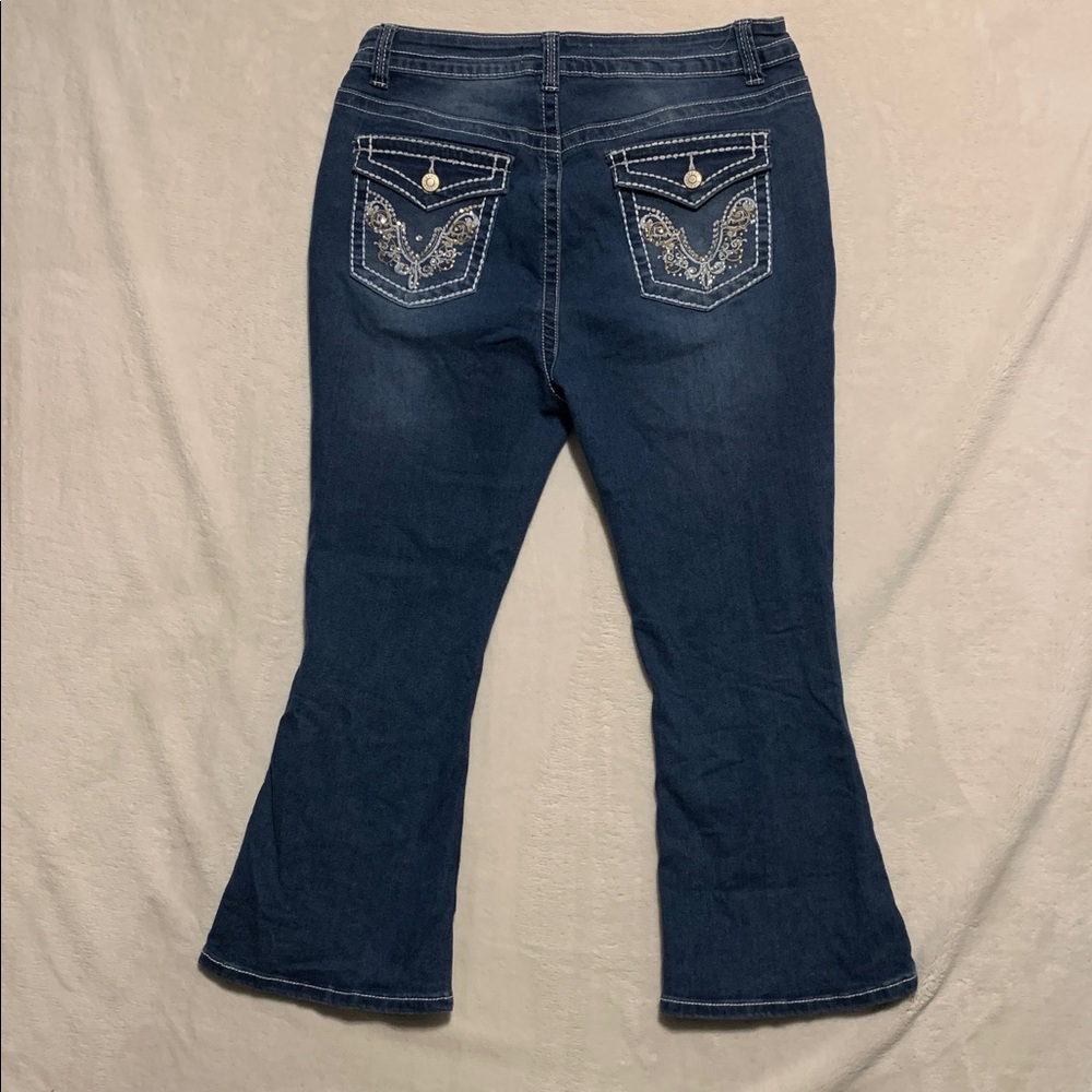 BAMBOO Blue bling Back Pocket Embroidered Flare Jeans Size 15 cropped ankle